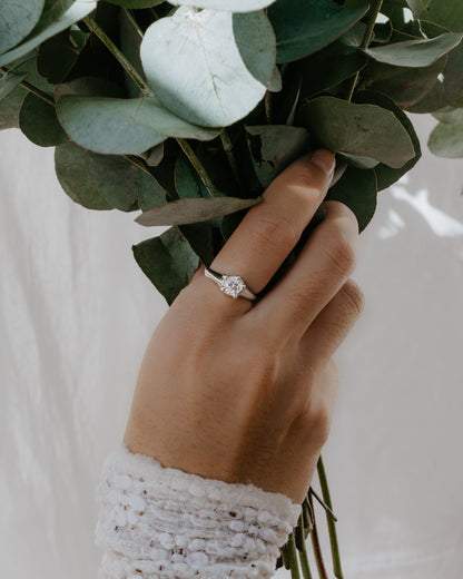 Grace Ring - 925 Silver